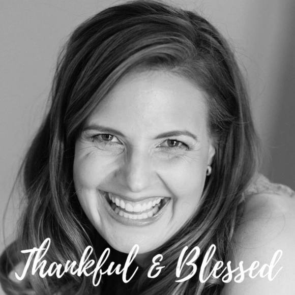 Meet your Posher, Ingrid - Picture 1 of 1